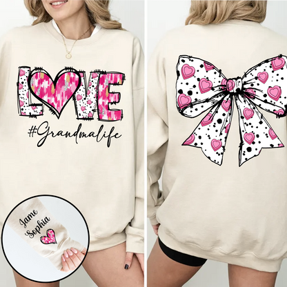 Custom LOVE Grandma Sweatshirt with Pink Heart Bow Design - Personalized with Grandkids' Names - Thoughtful Gift for Grandmothers