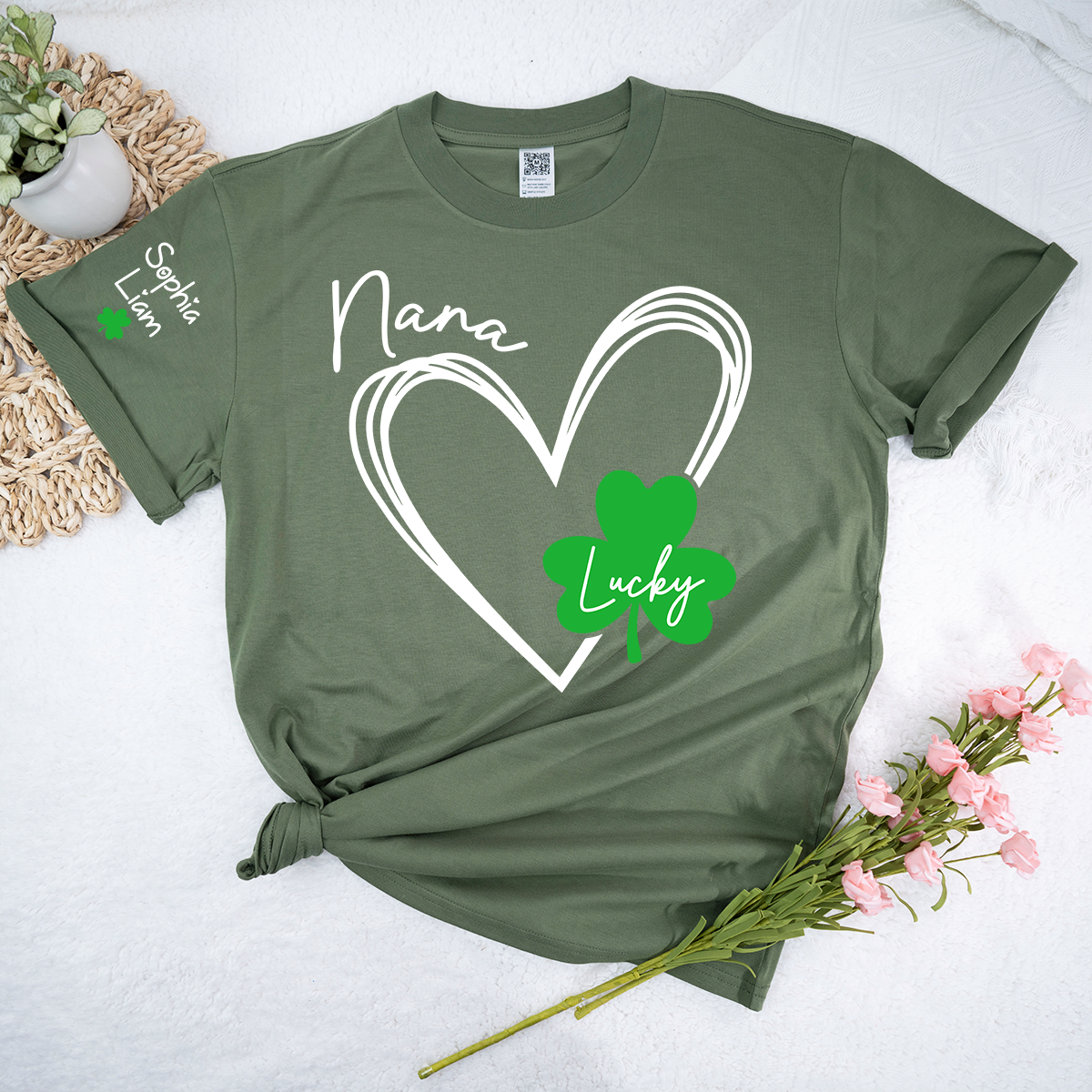 Nana Lucky Shamrock Heart T Shirt Personalized with Kids Names, Custom Grandma Shirt for St Patrick’s Day Celebration, Family Matching Green Clover Top