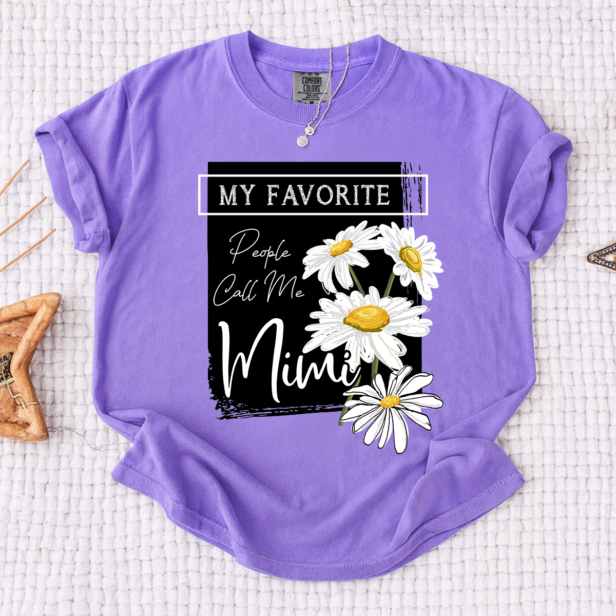 Comfort Colors® Personalized Mimi Shirt, My Favorite People Call Me Tee with Daisy Design, Custom Gift for Grandma