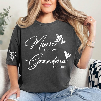 Personalized Mom and Grandma T-Shirt, Custom EST Year T-Shirt with Heart and Arrow Design for Mom and Grandma