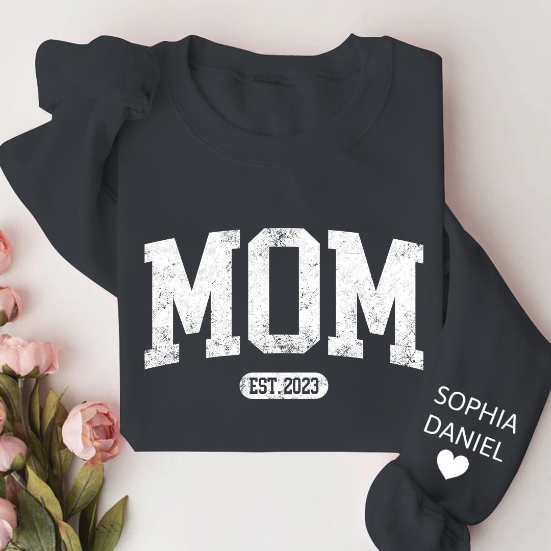 Personalize Mom, Mama, Mum, Mommy And Kids CTH01 Sweatshirt