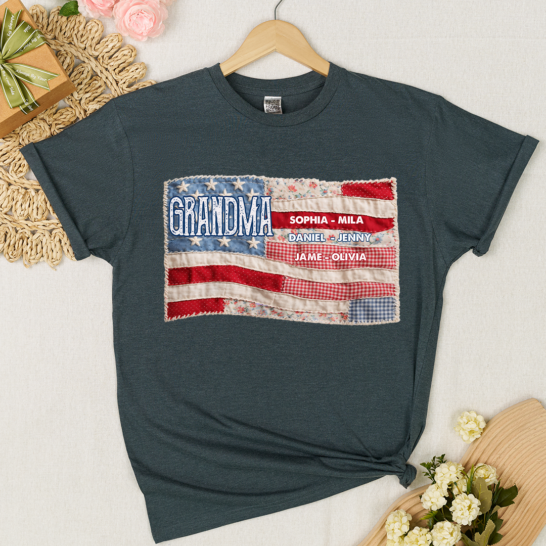 America Flag Personalized Gigi and Grandkids 4th of July Independence Day Gift T-shirt