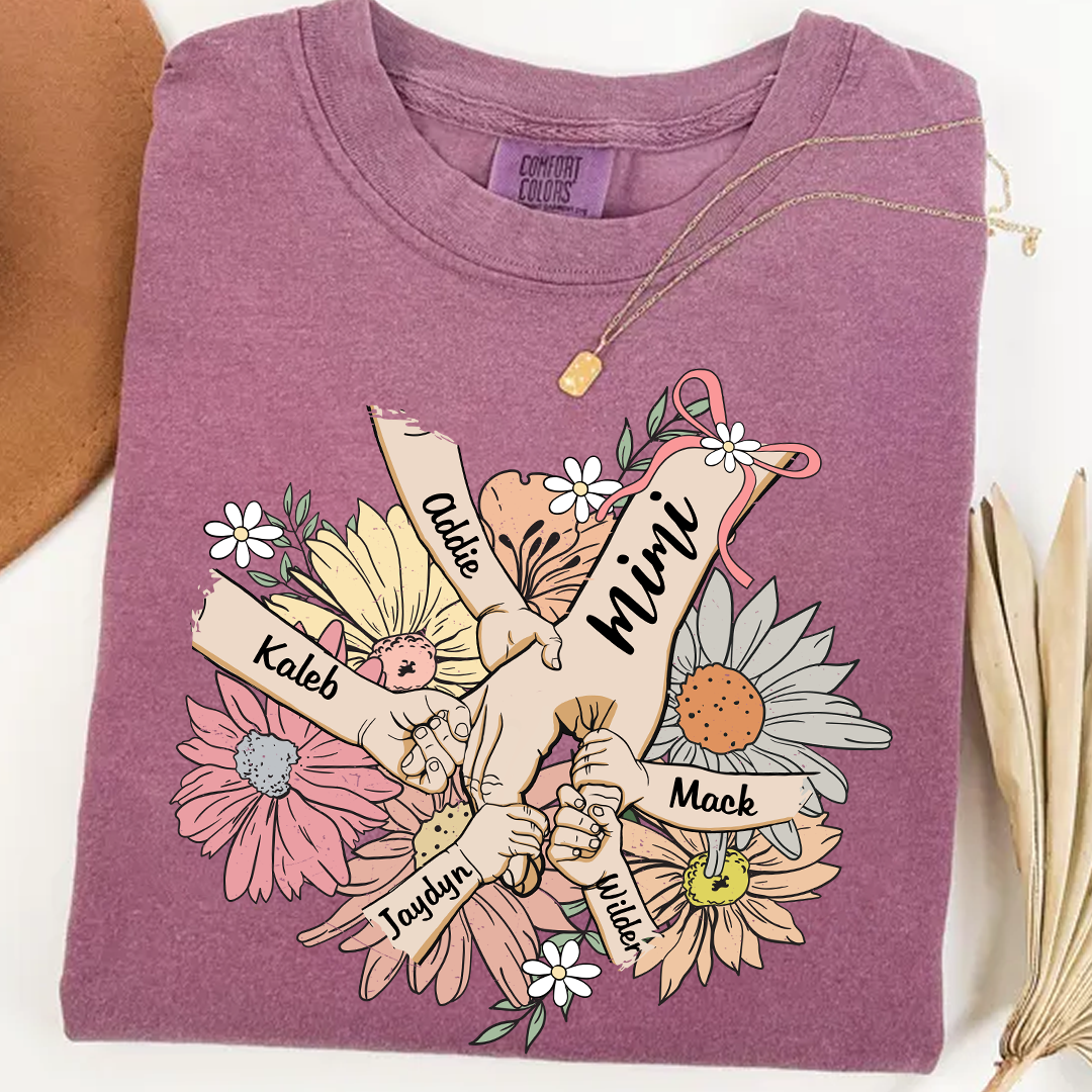 Comfort Colors® Grandma Hands Retro Floral T-Shirt, Custom Grandma With Grandkids Shirt