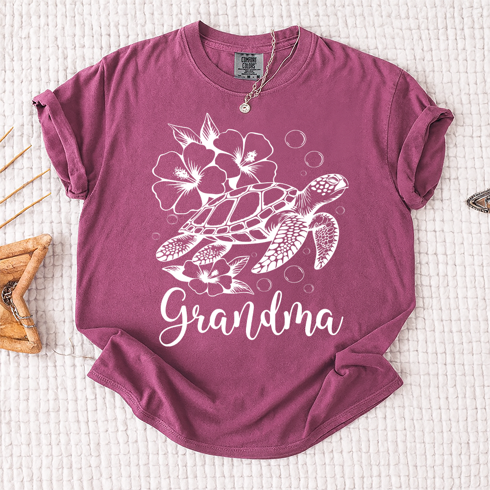 Comfort Colors® Personalized Mimi Hibiscus Sea Turtle Shirt, Cute Sumer , Custom Family Names Gift for Grandma