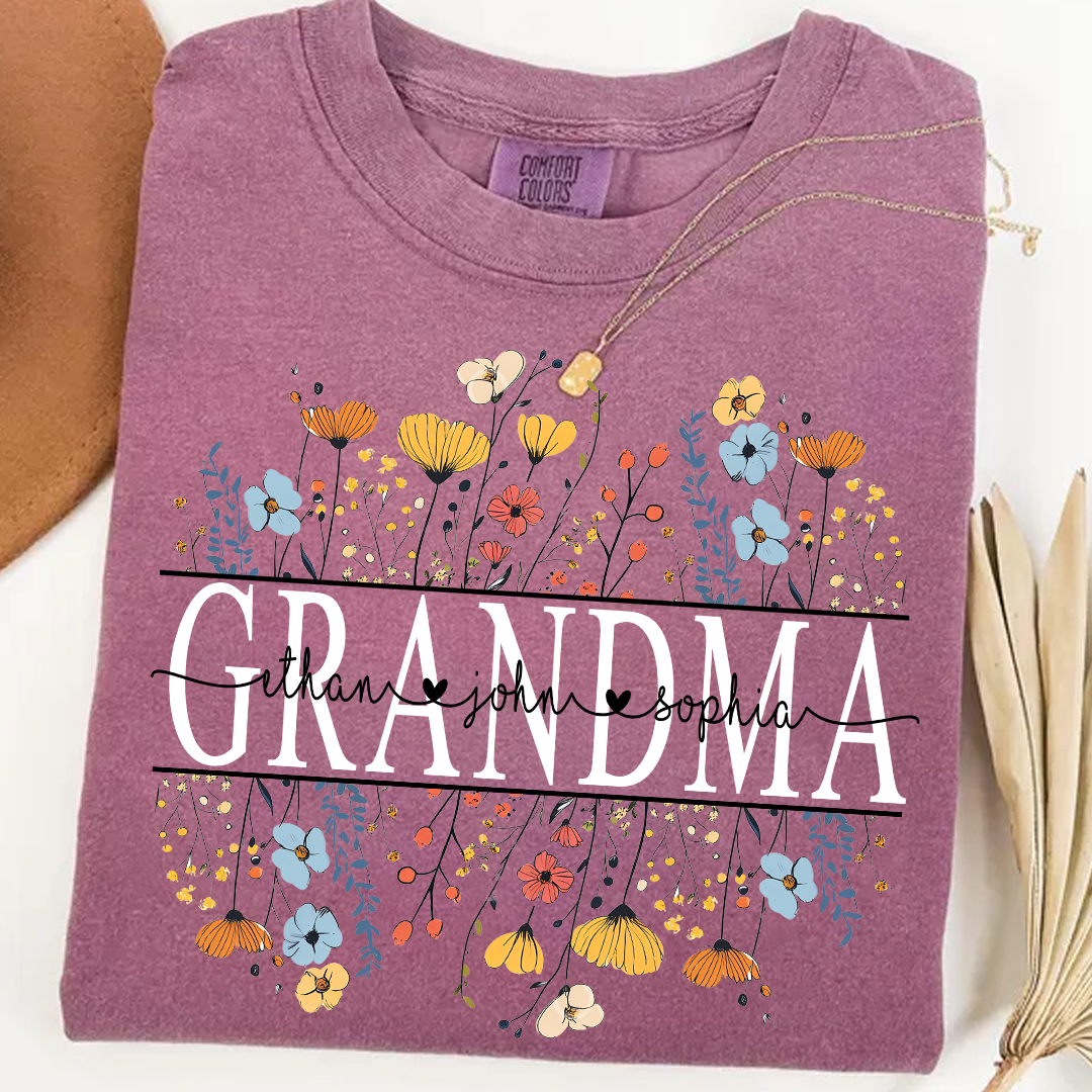 Comfort Colors® Floral Love for Grandma And Grandkids Shirt – Personalized Grandmother T-Shirt with Grandkids' Names – Cute Floral Grandma Gift for Grandma, Mother's Day, Birthday