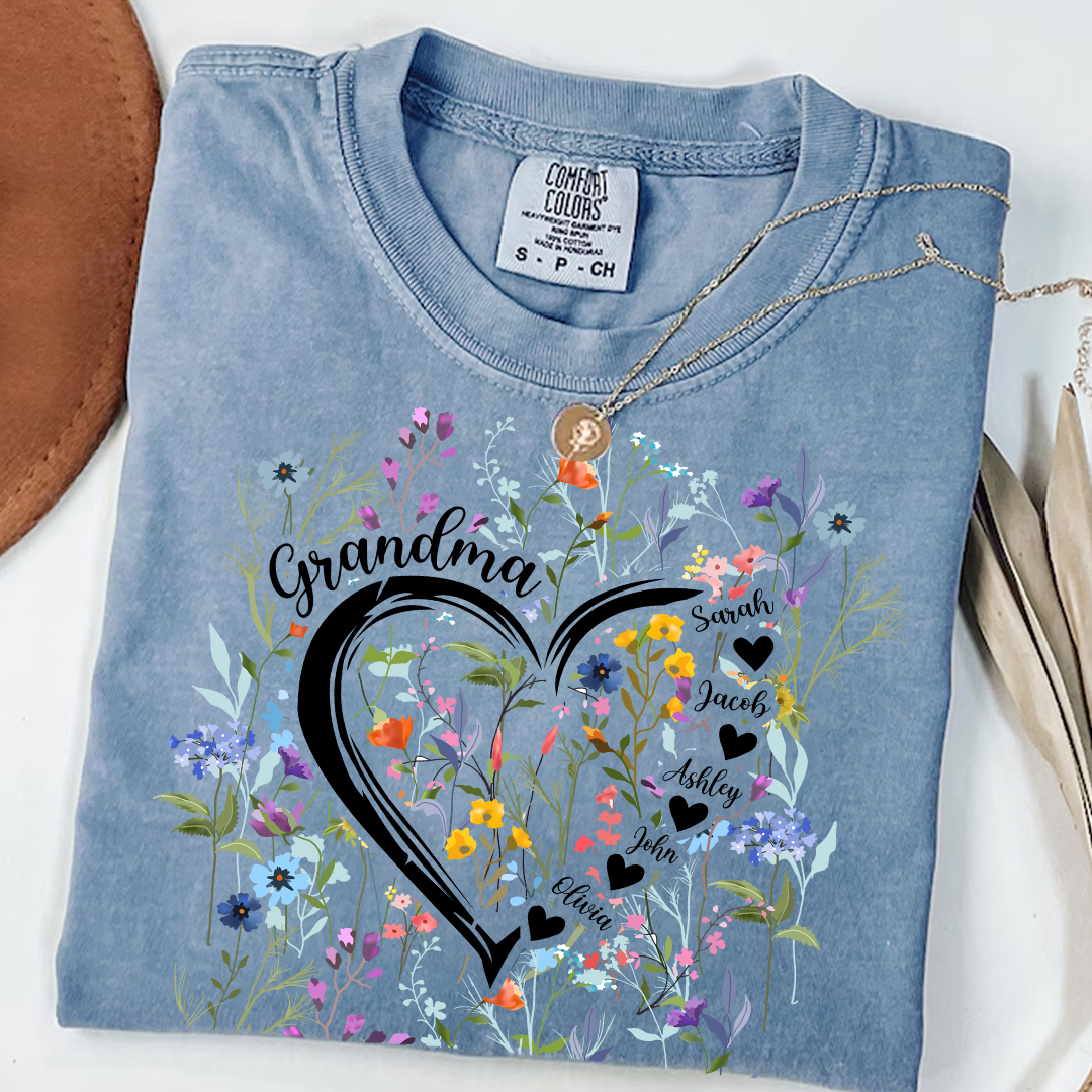 Comfort Colors® Heart Grandma  Wildflower  And Grandkids Shirt – Personalized Grandmother T-Shirt with Grandkids' Names – Cute Floral Grandma Gift for Grandma, Mother's Day, Birthday