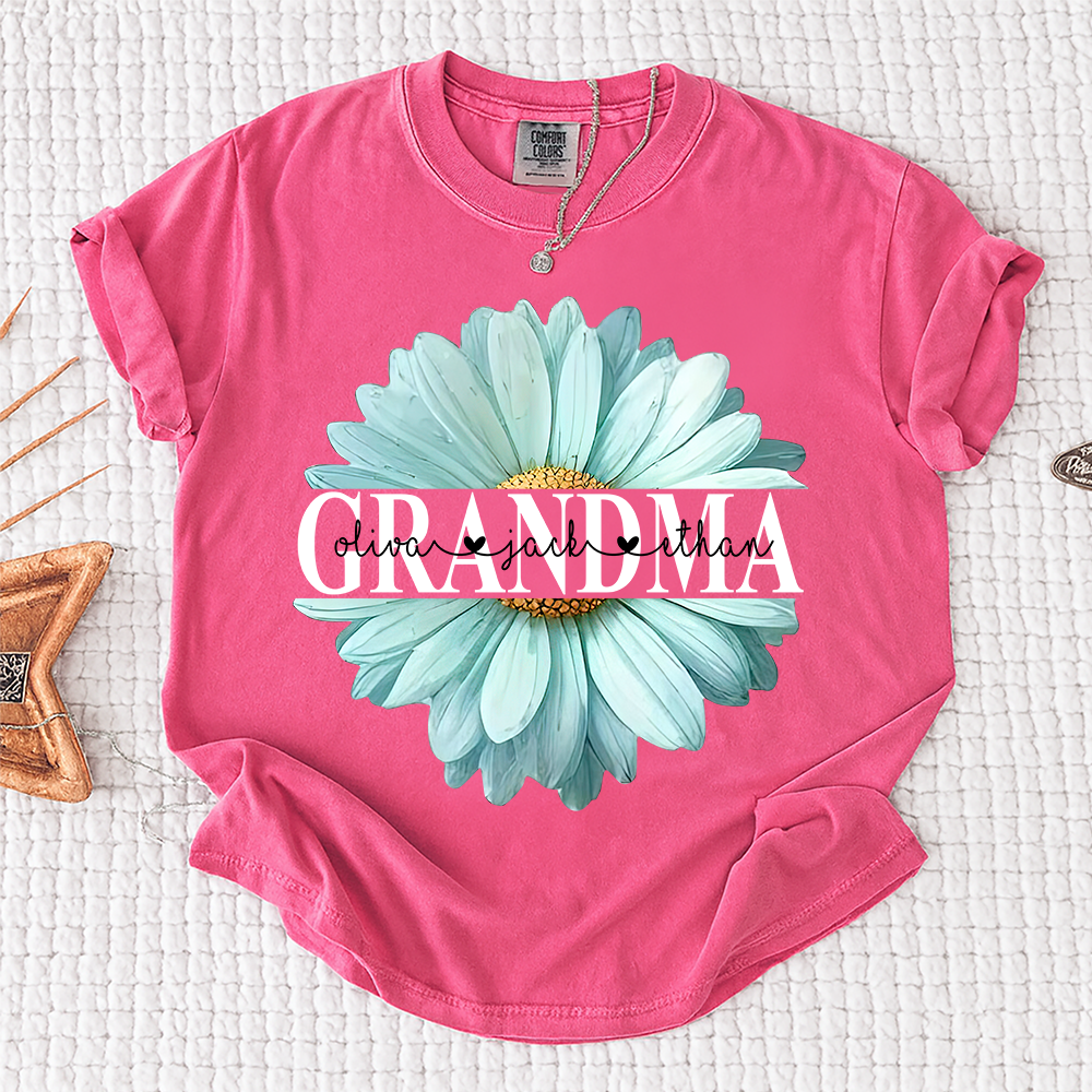 Comfort Colors® Personalized Grandma Flower Daisy Shirt with Kids Names, Custom Daisy Floral Grandma Nana Mimi T-Shirt, Meaningful Gift for Mother’s Day Birthday