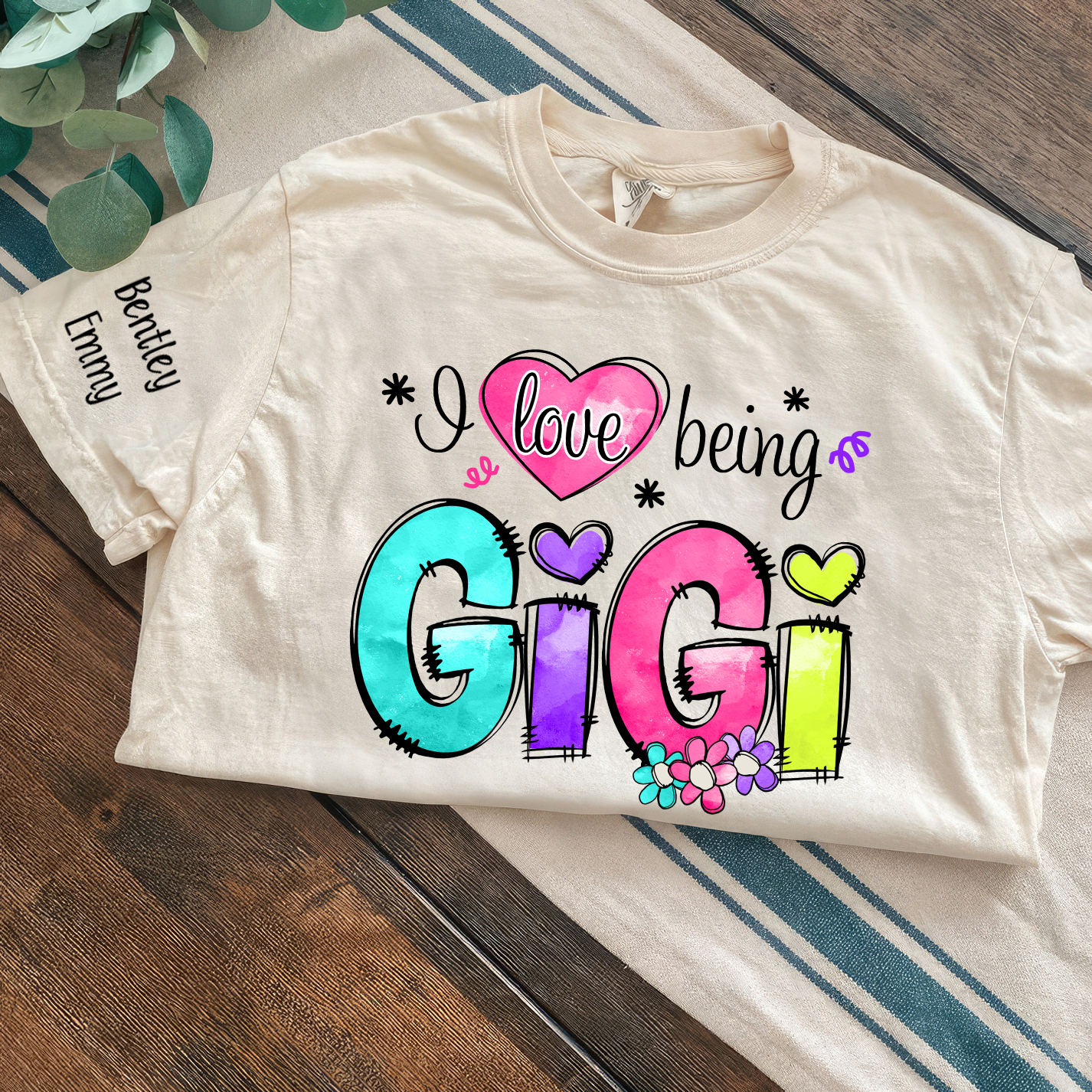 Personalized I Love Being Gigi Shirt, Custom Nickname and Grandkids' Names T-Shirt