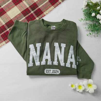 Personalize Mimi, Grandma, Mom, Nana, Mama Gift Custom Name Kids CTH01 Sweatshirt