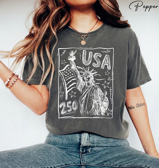 Comfort Colors USA 250th Anniversary Shirt, Statue of Liberty Patriotic Graphic Tee, America 250 Years Celebration T-Shirt for Independence Day