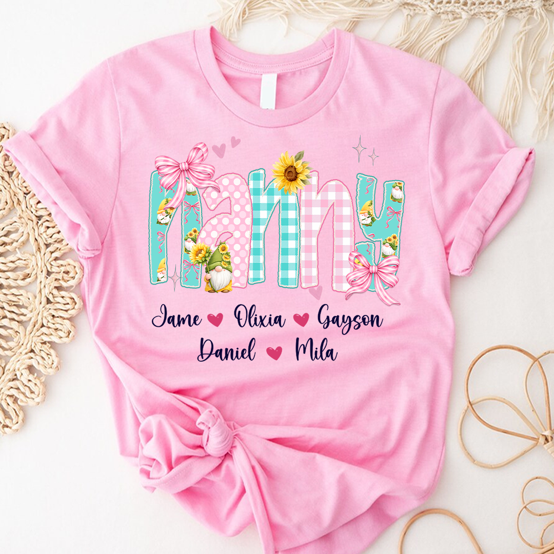 Gnome Sunflower Mimi Nana Grandma and Grandkids Personalized Trendy Mother's Day T-shirt