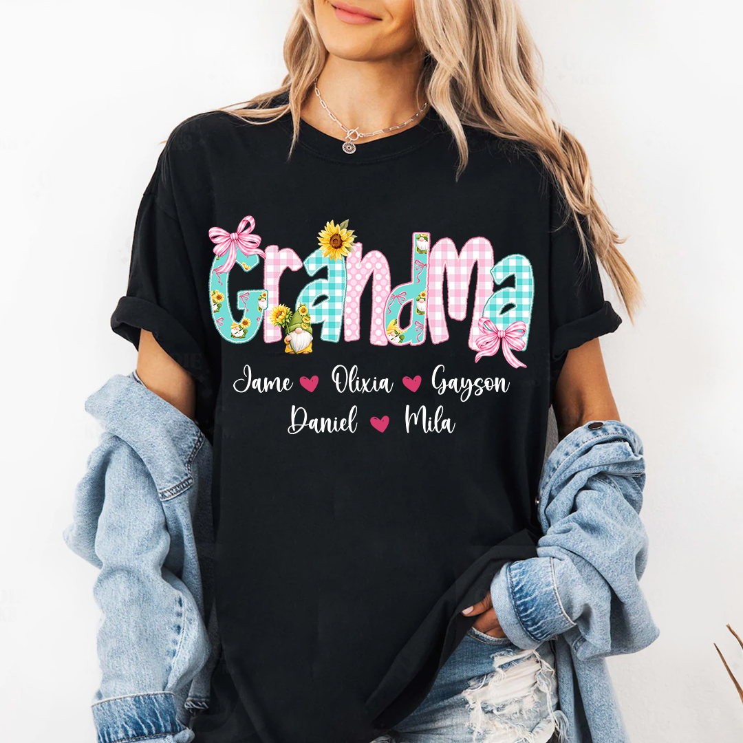 Gnome Sunflower Mimi Nana Grandma and Grandkids Personalized Trendy Mother's Day T-shirt