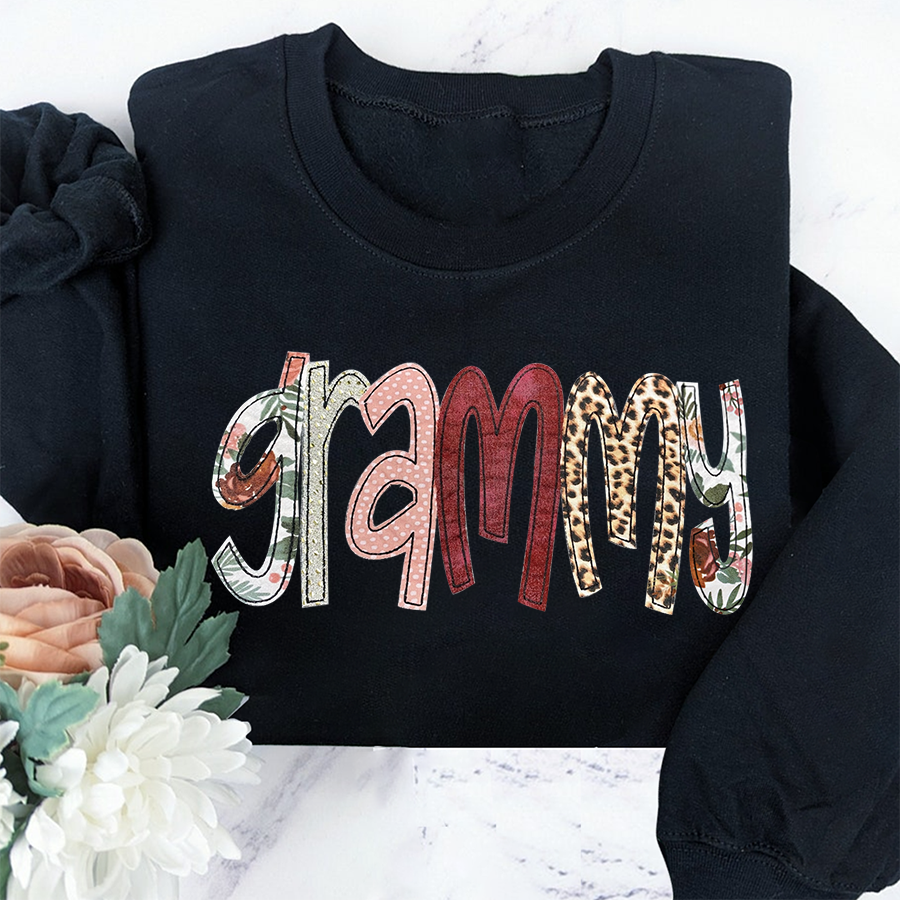 Grammy Nana Grandma Mimi Custom Name CTH01 Sweatshirt