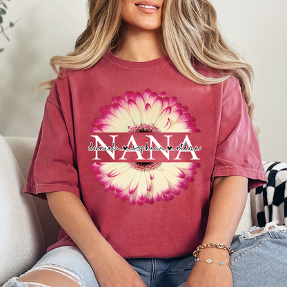 Personalized Nana T-Shirt with Pink Flower Graphic – Custom Grandma Gift Featuring Grandkids Names