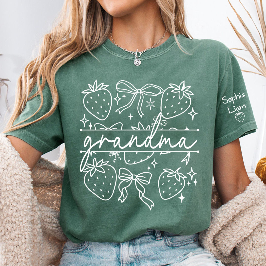 Custom Grandma Tee with Children’s Names, Strawberry Bow Shirt, Perfect Gift for Mom Nana Holidays