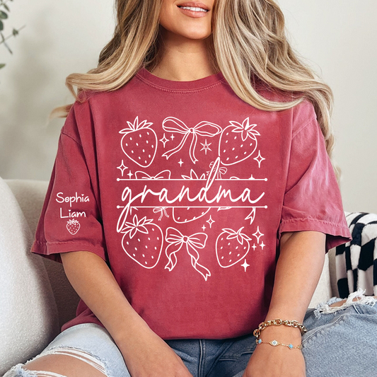 Custom Grandma Tee with Children’s Names, Strawberry Bow Shirt, Perfect Gift for Mom Nana Holidays