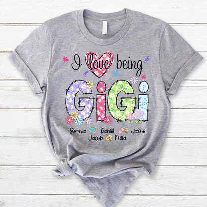 I Love Being Gigi Flower Gigi And Grandkids T-Shirt