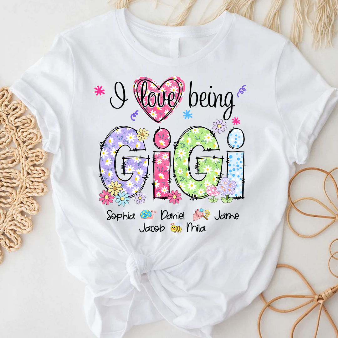 I Love Being Gigi Flower Gigi And Grandkids T-Shirt