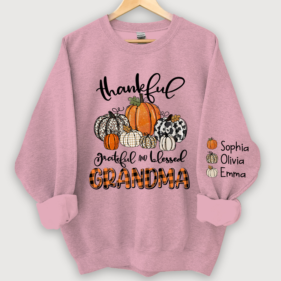 Personalized Thankful Grateful Blessed Grandma And Grandkids Autumn Sweatshirt