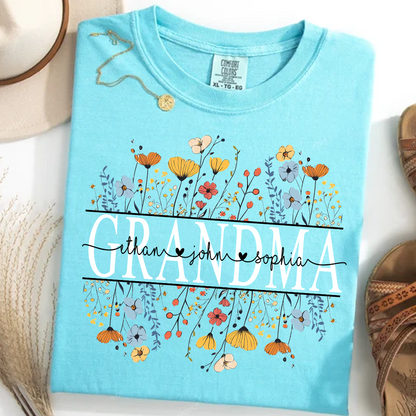 Comfort Colors® Floral Love for Grandma And Grandkids Shirt – Personalized Grandmother T-Shirt with Grandkids' Names – Cute Floral Grandma Gift for Grandma, Mother's Day, Birthday