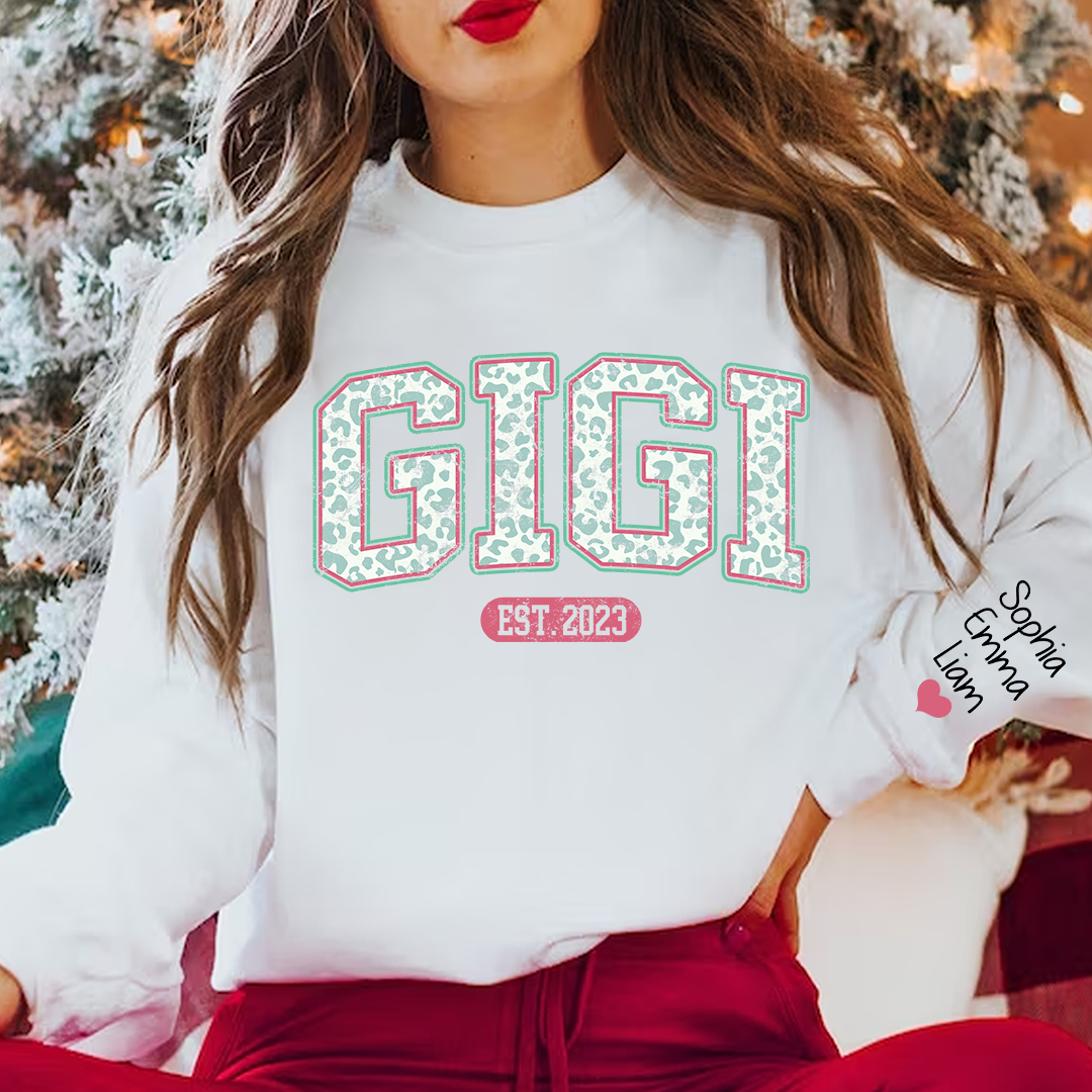 Personalized Gigi Est Leopard With Kids Christmas Sweatshirt