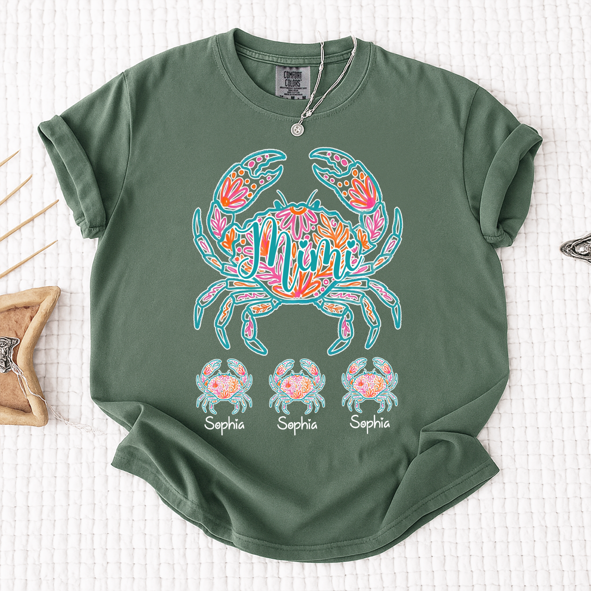 Comfort Colors Personalized Floral Crab Shirt for Women – Custom Name Cancer Zodiac Graphic Tee, Cute Beach Summer T-Shirt