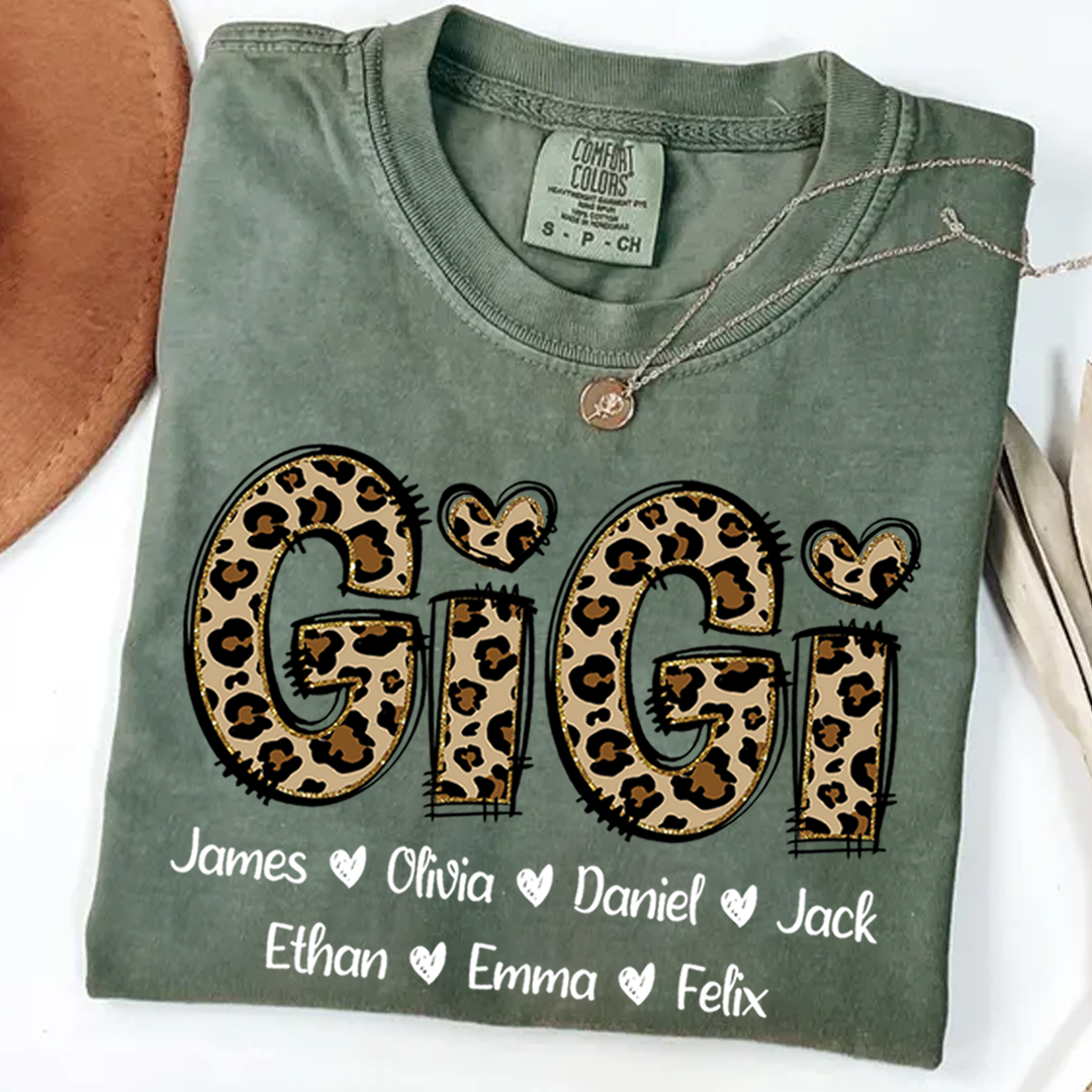 Comfort Colors® Personalize Gigi Leopard Shirt, Custom Grandma With Grandkids, Gift for Grandma Shirt
