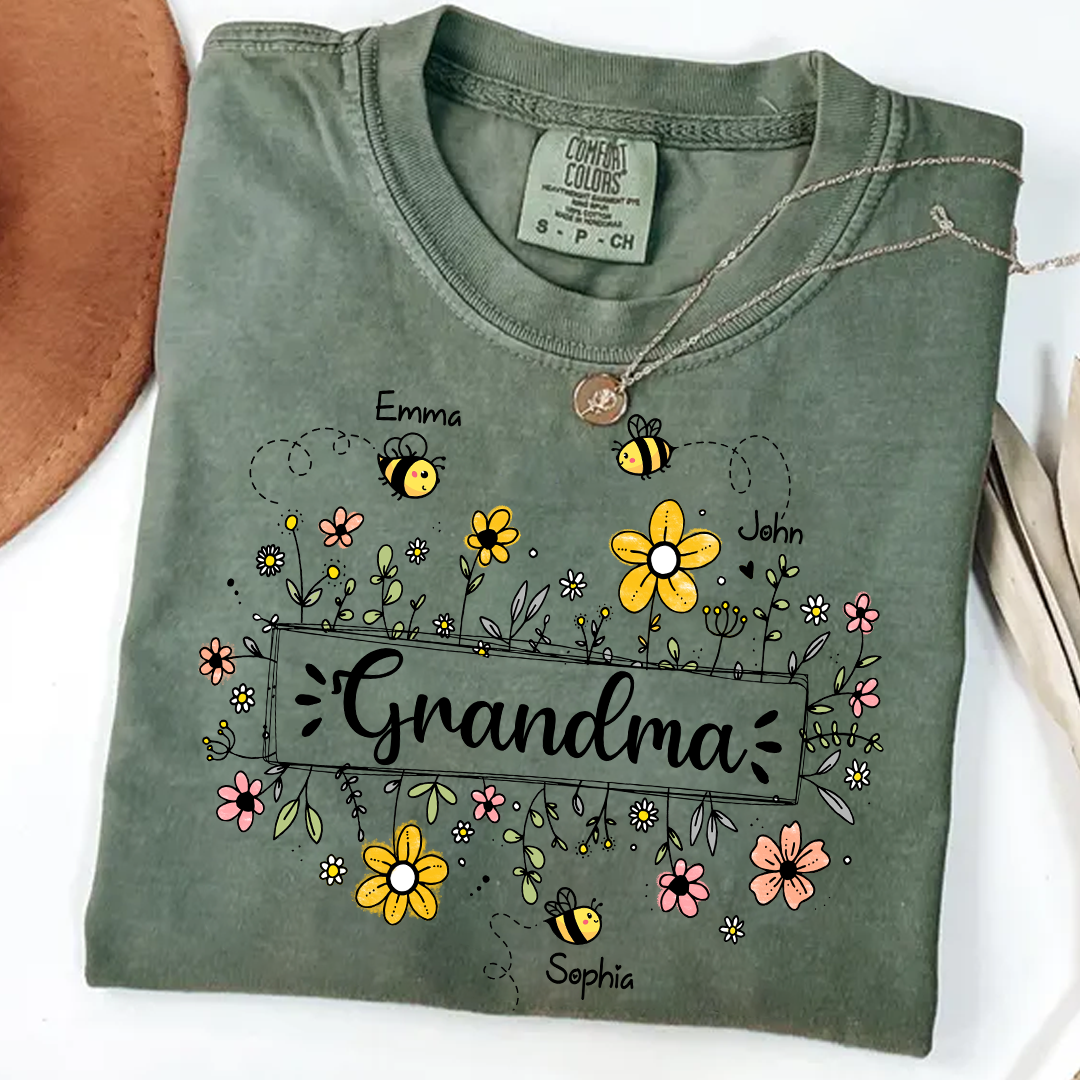 Personalized Grandma Flower Bee And Grandkids Custom Names Mother's Day Comfort Colors® T-Shirt
