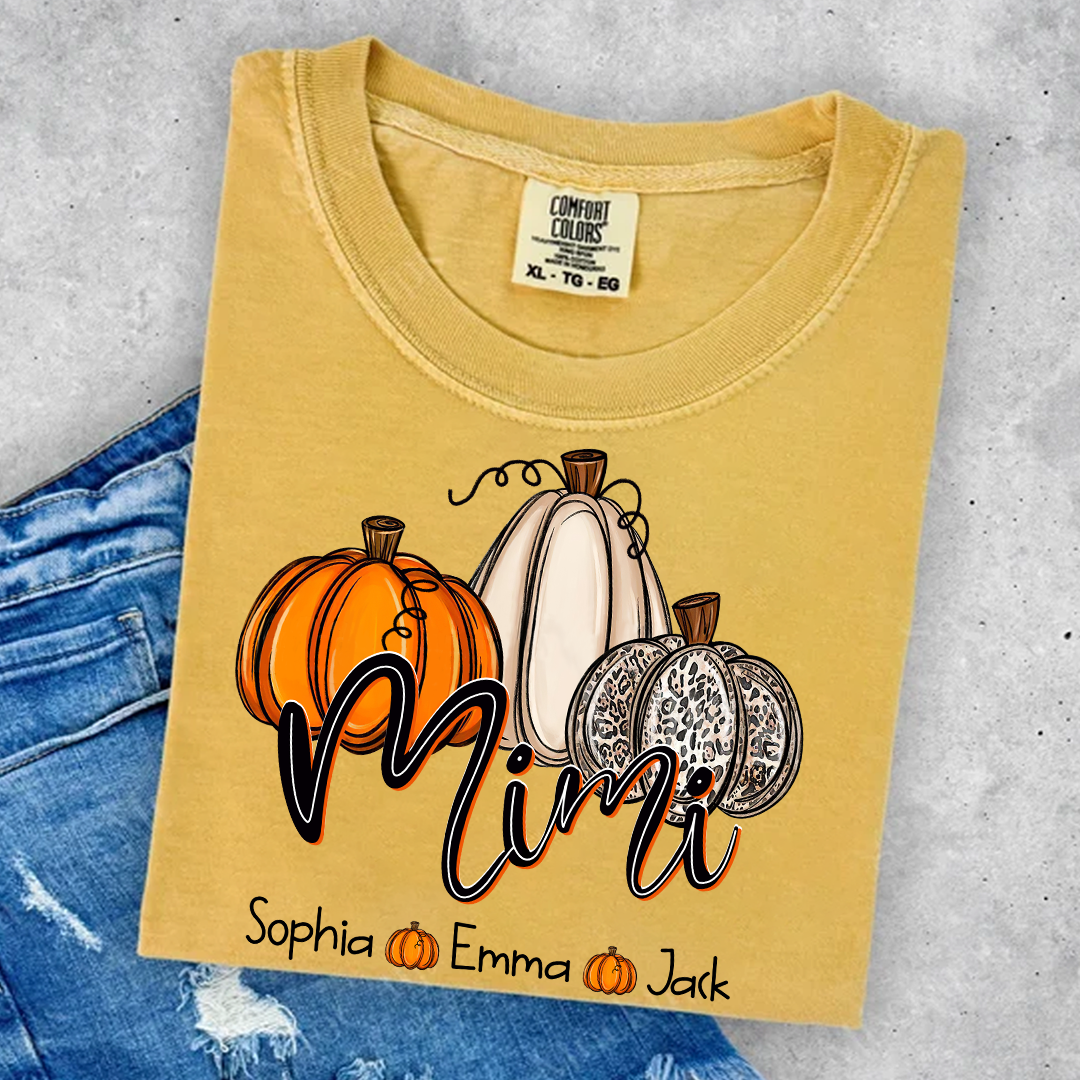 Comfort Colors® Mimi, Grandma Pumpkins Autumn And Grandkids T-Shirt