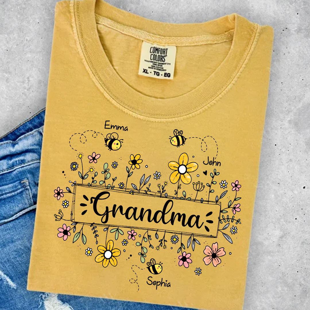 Personalized Grandma Flower Bee And Grandkids Custom Names Mother's Day Comfort Colors® T-Shirt