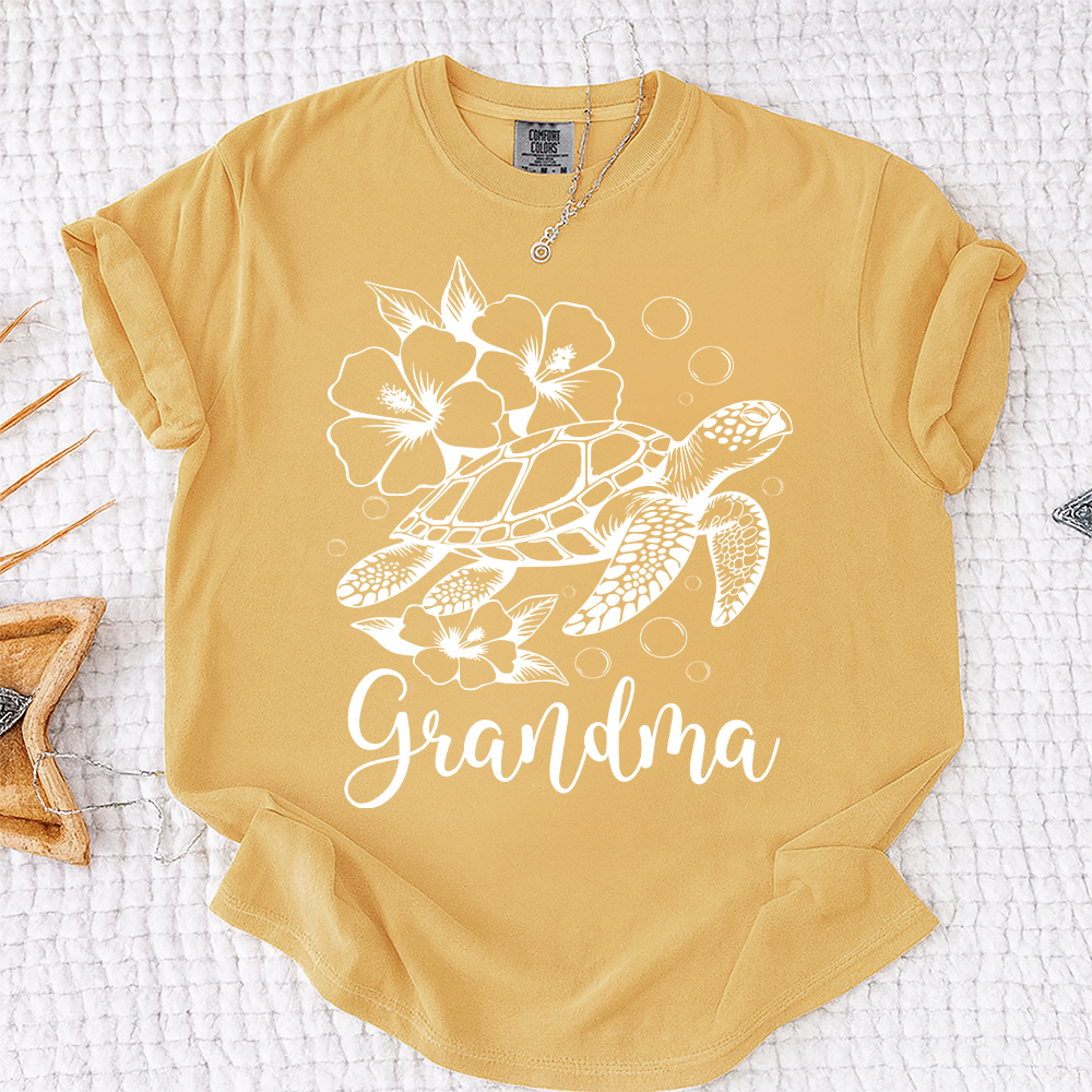 Comfort Colors® Personalized Mimi Hibiscus Sea Turtle Shirt, Cute Sumer , Custom Family Names Gift for Grandma