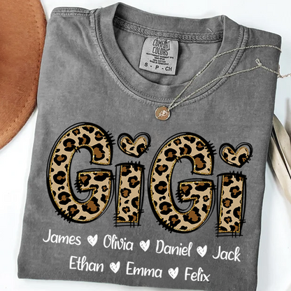 Comfort Colors® Personalize Gigi Leopard Shirt, Custom Grandma With Grandkids, Gift for Grandma Shirt