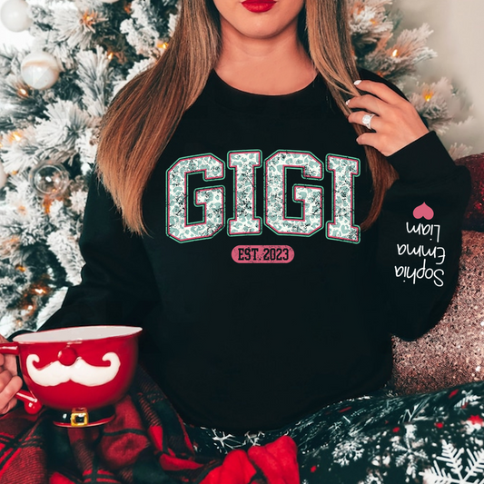 Personalized Gigi Est Leopard With Kids Christmas Sweatshirt