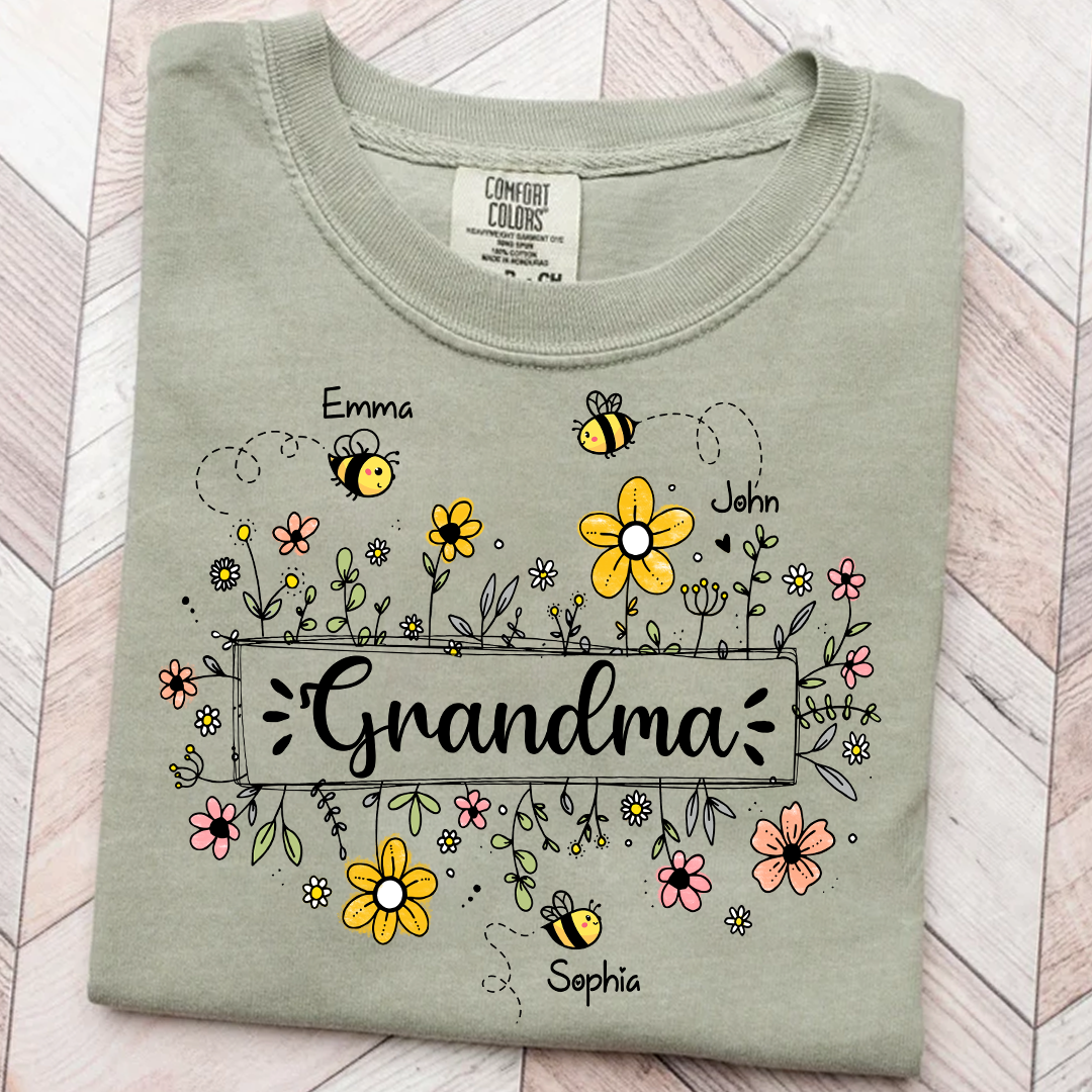 Personalized Grandma Flower Bee And Grandkids Custom Names Mother's Day Comfort Colors® T-Shirt