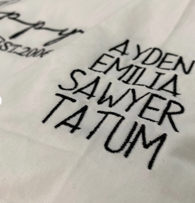 Papa Est Embroidered Father's Day T-Shirt Embroidered T-Shirt