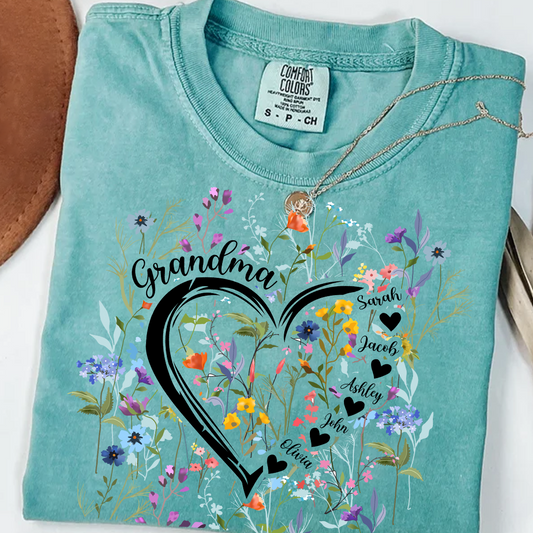 Comfort Colors® Heart Grandma  Wildflower  And Grandkids Shirt – Personalized Grandmother T-Shirt with Grandkids' Names – Cute Floral Grandma Gift for Grandma, Mother's Day, Birthday