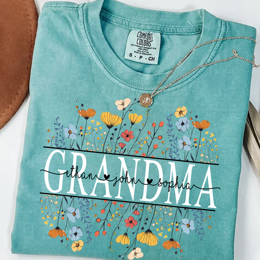 Comfort Colors® Floral Love for Grandma And Grandkids Shirt – Personalized Grandmother T-Shirt with Grandkids' Names – Cute Floral Grandma Gift for Grandma, Mother's Day, Birthday