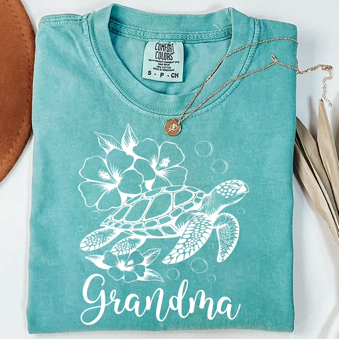 Comfort Colors® Personalized Mimi Hibiscus Sea Turtle Shirt, Cute Sumer , Custom Family Names Gift for Grandma