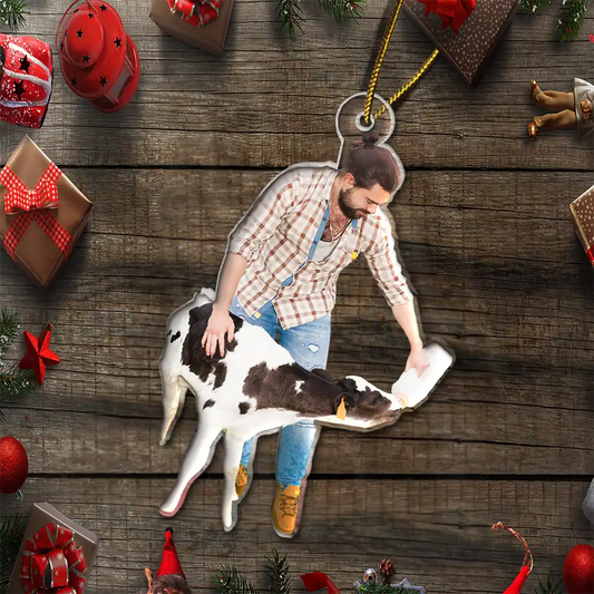 Personalized Christmas Cow Ornament 2025, Custom Photo Acrylic Decoration, Unique Holiday Gift For Farmers And Animal Lovers