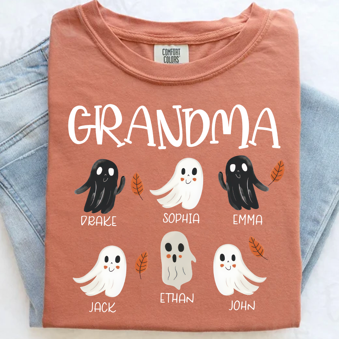 Comfort Colors® Grandma Ghosts Halloween And Grandkids T-Shirt