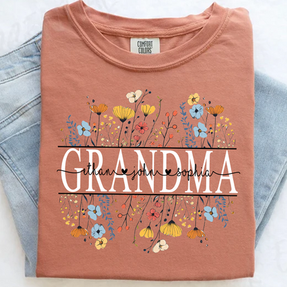 Comfort Colors® Floral Love for Grandma And Grandkids Shirt – Personalized Grandmother T-Shirt with Grandkids' Names – Cute Floral Grandma Gift for Grandma, Mother's Day, Birthday