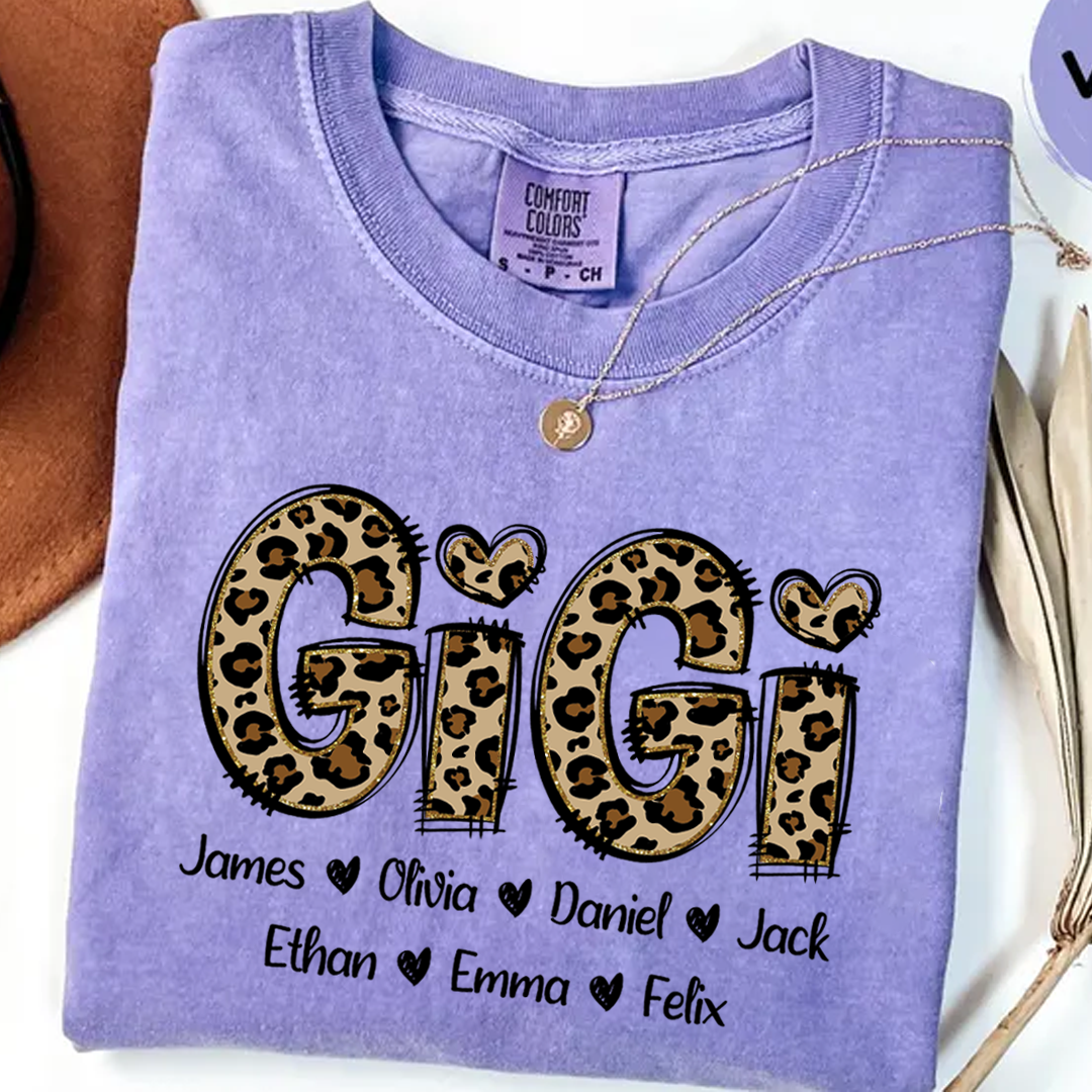 Comfort Colors® Personalize Gigi Leopard Shirt, Custom Grandma With Grandkids, Gift for Grandma Shirt