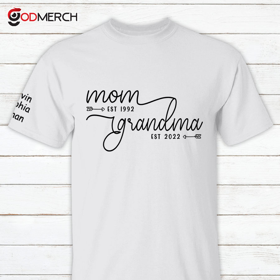 Personalized Mom Est Grandma Est TH T-Shirt