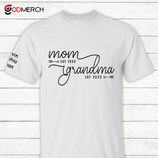 Personalized Mom Est Grandma Est TH T-Shirt