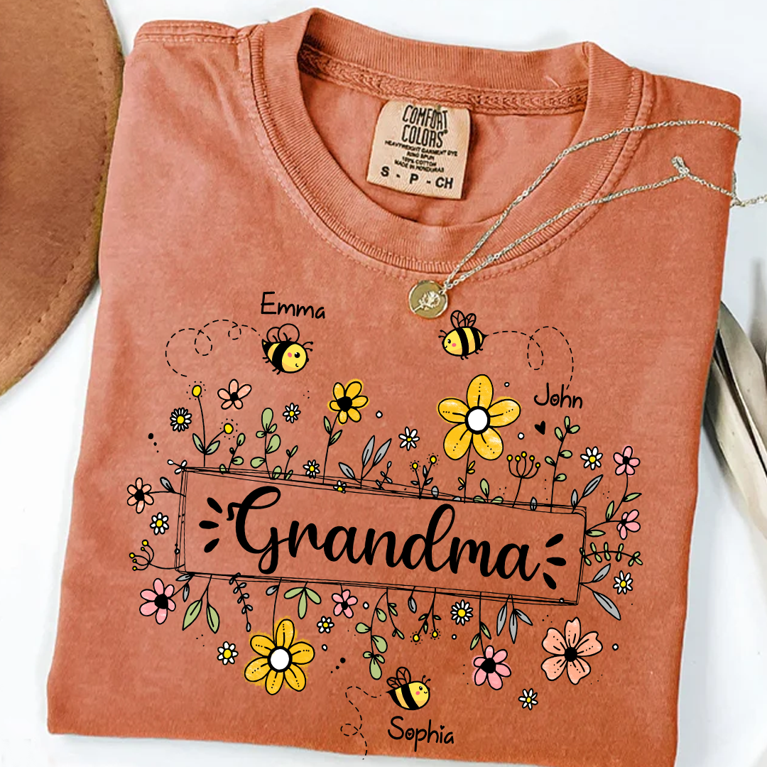Personalized Grandma Flower Bee And Grandkids Custom Names Mother's Day Comfort Colors® T-Shirt