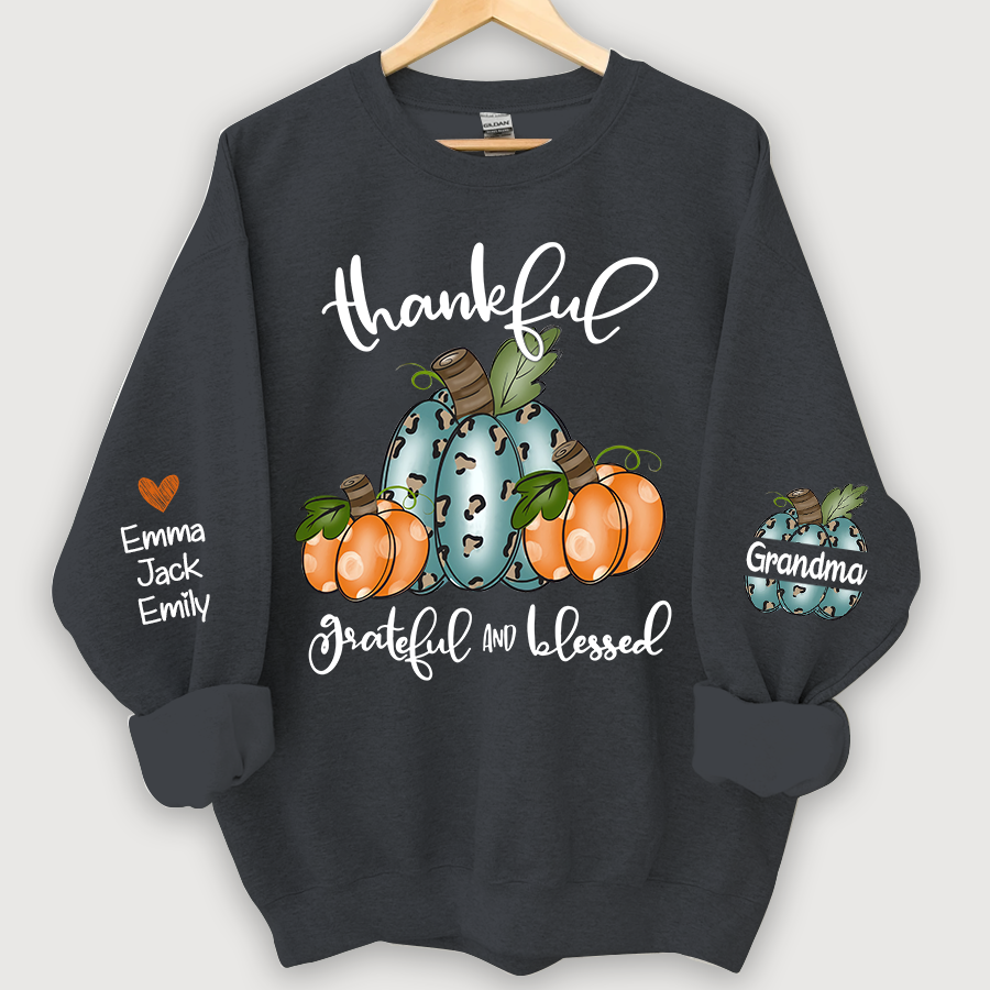 Thankful Grateful And Blessed Grandma Pumpkin With Grandkids CL01 Sweatshirt