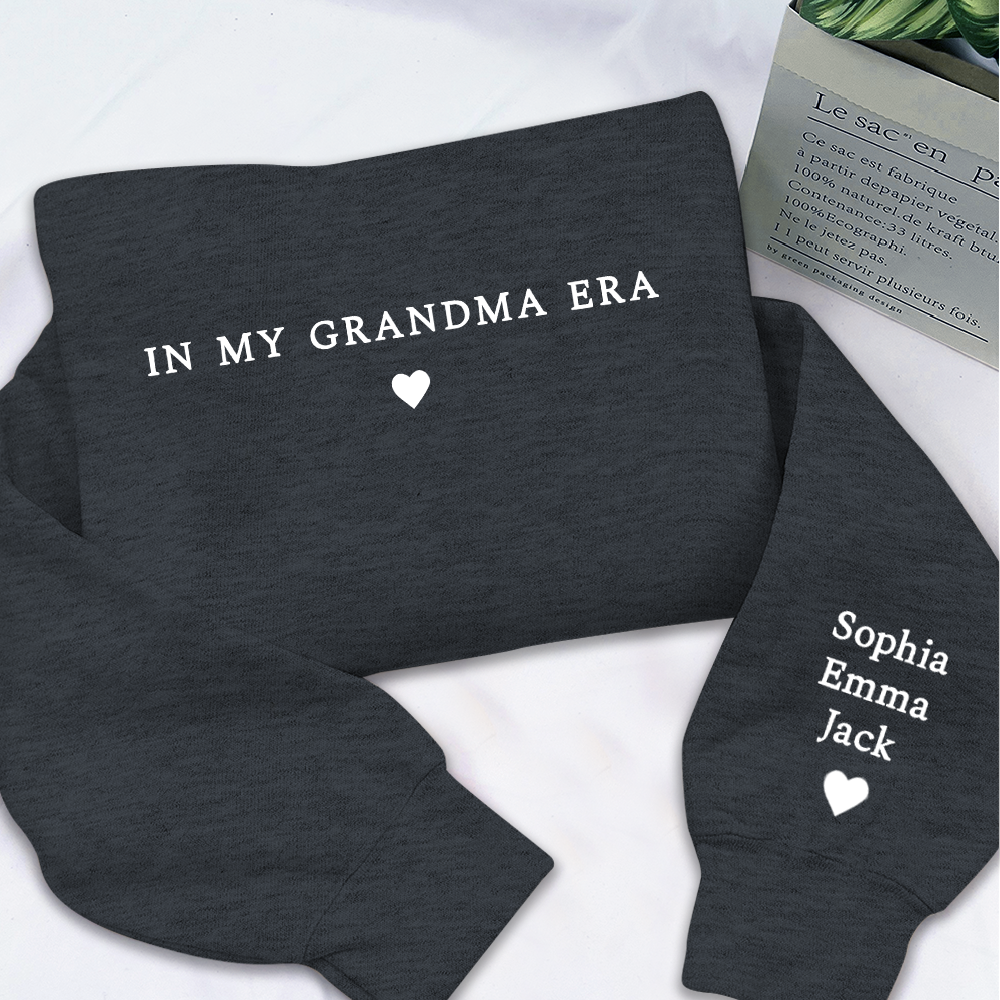 In My Grandma Era Shirt, Nana Gift, Gift For Grandma And Grandkids Merry Christmas Sweatshirt