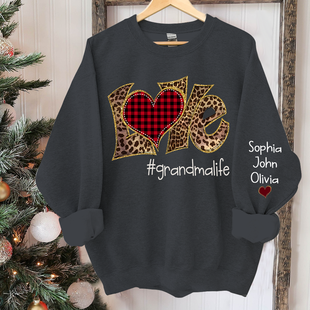 Love grandmalife leopard And Grandkids Sweatshirt