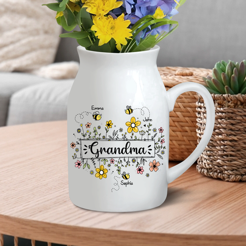 Personalized Grandma Flower Bee And Grandkids Flower Vase CL01