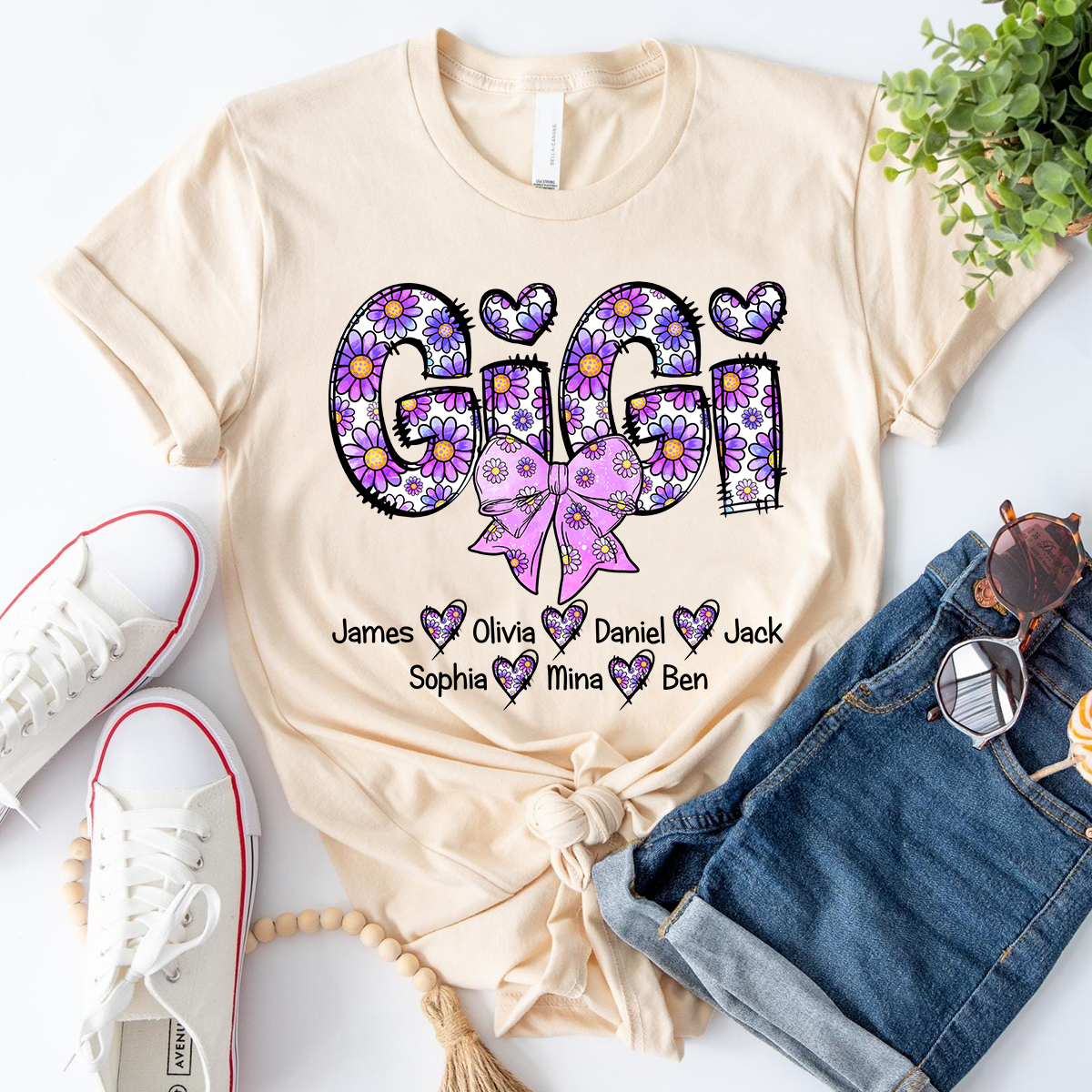 Personalized Gigi Purple Daisy Color With Grandkids Mother's Day TH T-Shirt